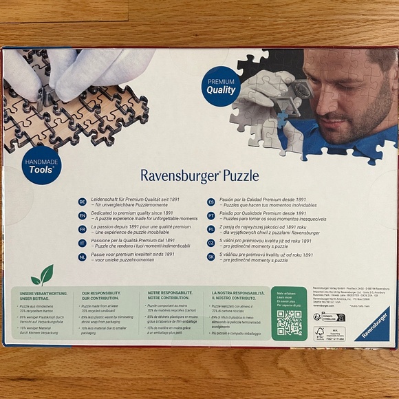 NIB Ravensburger Christmas Puzzle Merry Mischief 1000 Piece - Picture 2 of 11